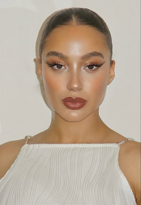 White dress, sleek hair, sleek bun, photoshoot, portrait Golden Berry Makeup, University Makeup, Flawless Face Makeup, Maquillage On Fleek, Natural Glam Makeup, Brown Skin Makeup, Smink Inspiration, Do The Work, Makeup Looks Tutorial