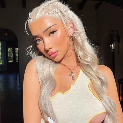 Kids Hairstyles Boys, Nikita Dragun, Cultural Appropriation, Beauty Influencer, Cornrow Hairstyles, Transgender Women, Without Makeup, Prom Makeup, Big Star