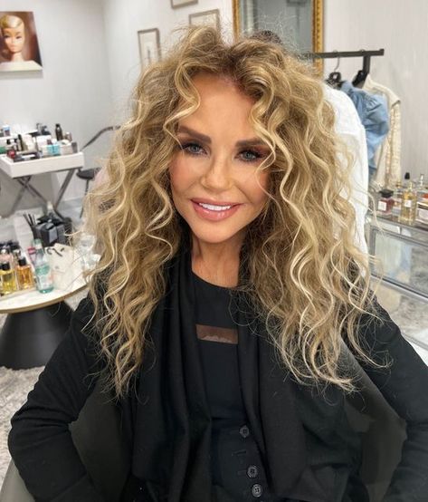 Dyan Cannon, Pretty Eye Makeup, All Of Me, Boring Hair, Hollywood Actors, Beauty Queen, Hollywood Actor, Pretty Eyes, Hair Today