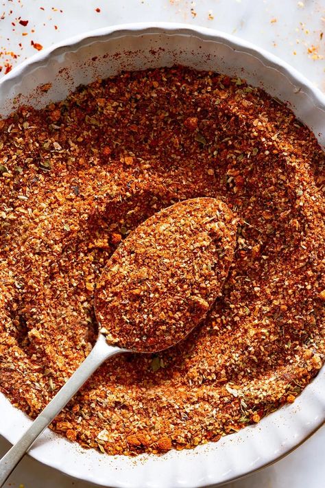 Carne Asada Seasoning Homemade Rubs, Homemade Food Gifts, Rub Recipes, Savory Dishes, Homemade Seasonings, Marinade Recipes, Spice Rub, Bbq Rub, Grilling Season