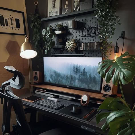 modern desk setup Home Office Pegboard Ideas, Black And Wood Pc Setup, Black And Wood Desk Setup, Wood And Black Gaming Setup, Black And Green Setup, Pc Workstation Setup, Masculine Desk Setup, Small Desktop Setup, Industrial Desk Setup