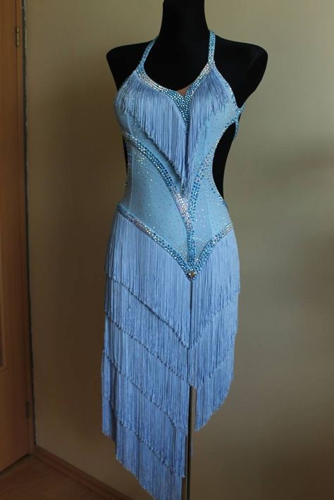 Salsa Dance Costume, Fringe Latin Dress, Tango Dance Dress, Ballroom Dress Inspiration, Salsa Dancing Outfit, Dancing Outfit, Dancesport Dresses, Dance Competition Dress, Latin Dresses