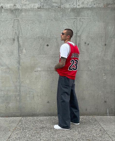 Styling Basketball Jerseys, Red Sneakers Outfit Mens, Basketball Jersey Outfit Men, Baseball Jersey Outfit Men, Red Sneakers Outfit, Red Black Outfit, I Am Worthy Of Love, Baseball Jersey Outfit, Vibe Outfits