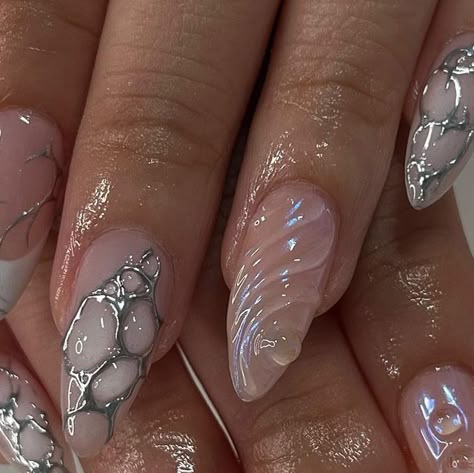 Faerie Aesthetic Nails, Fairy Core Nails Aesthetic, Alien Chrome Nails, Fairycore Nails Aesthetic, Fairy Almond Nails, White Fairy Nails, Fairy Gel Nails, Siren Nails Aesthetic, Dew Drop Nails