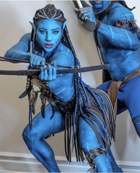 New Avatar Movie, Gay Halloween Costumes, Avatar Halloween, Avatar Makeup, Family Themed Halloween Costumes, Make Up Halloween, Avatar Theme, Fashion Costume Halloween, Avatar Cosplay