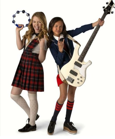 Summer and Tomika school of rock Nickelodeon Girls, High School Music, School Of Rock, Summer Outfits Kids, Rock Outfits, Girls Uniforms, Korean Girl Fashion, Girls Weekend, Best Series