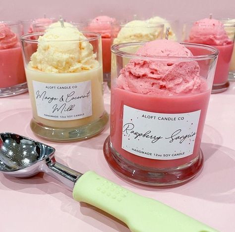 Candied Candle, Making Candles Aesthetic, Cool Candle Ideas, Whipped Candles, Unique Candle Making Ideas, Diy Candle Ideas, Velas Aesthetic, Ice Cream Candle, Lilin Aroma