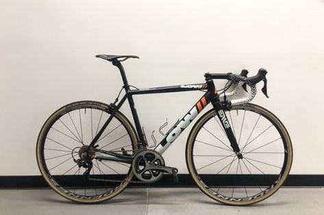 Pretty Bikes, Bike Swag, New Build Ideas, Gravel Bikes, Pretty Bike, Dream Bike, Cycling Team, Gravel Bike, Road Bikes