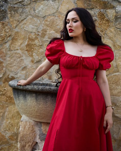 Before my trip to Spain, I decided to create a trial version of the red "Eva" dress and take it with me. Spain, to me, is the embodiment of the color red: flamenco, wine, spicy food, hot days and nights, passion, and the fire of love. I’m always inspired by the local people — not only are they welcoming, but they are also incredibly stylish, especially the older generation, always smiling. The dress received so many compliments and "qué guapa" (how pretty) on the streets that I knew — the red... Red Dress Corset, Midi Corset Dress, Fire Of Love, Corset Plus Size, Trip To Spain, Red Dress Sleeves, Always Smiling, Posture Support, Corset Boning