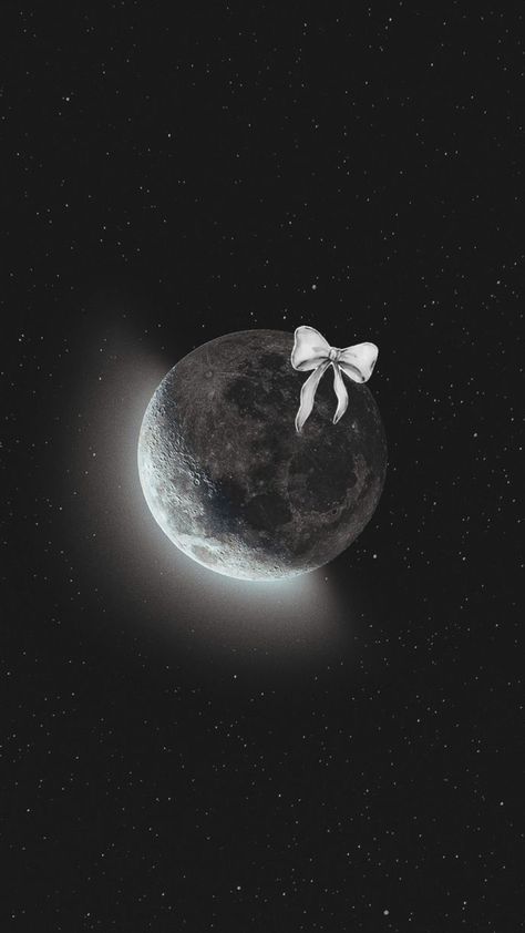 Bow Wallpaper, The Moon Is Beautiful, Look At The Moon, Simple Phone Wallpapers, Photos For Profile Picture, Pretty Phone Wallpaper, Insta Profile, Insta Profile Pic, Cute Wallpaper For Phone