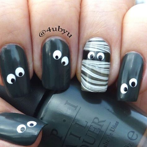 Halloween Nail Art Easy, Black And White Nail, Nail Art Halloween, Halloween Nails Easy, Simple Fall Nails, Fall Nail Art Designs, Nail Swag, White Nail, Halloween Nail Designs