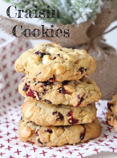 Craisin Cookies White Chocolate Craisin Cookies, Craisin Cookie Recipes, Cranraisin Cookies, Cranraisin Recipes, Craisins Recipes, Craisin Cookies, Cranberry Cookies Recipes, White Chocolate Chip Cookies, Cranberry Cookies