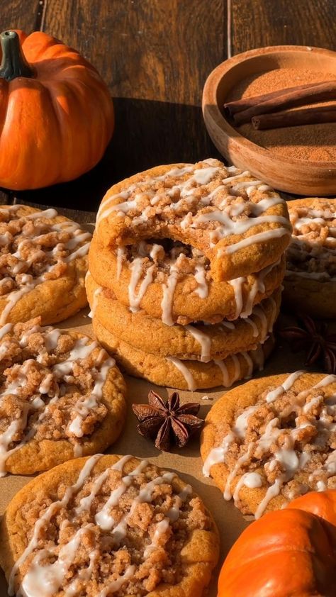 Pumpkin Chip Cookies, Chewy Pumpkin Cookies, Coffee Cake Cookies, Pumpkin Coffee Cake, Pumpkin Chip, Pumpkin Coffee Cakes, Fall Baking Recipes, Hobbies For Women, Pumpkin Chocolate Chip