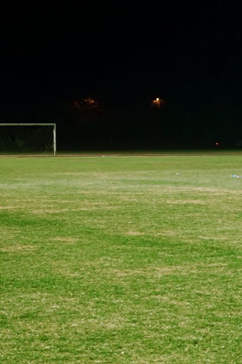 Featured photo by Digital Buggu. Discover more free photos from Digital on Pexels: https://www.pexels.com/u/digitalbuggu/ #people #lights #night Night Soccer Aesthetic, Football Field Aesthetic, Background Bola, Watching Soccer Aesthetic, Soccer Net Aesthetic, Playing Soccer Aesthetic, Soccer Field Aesthetic Night, Soccer Field At Night, Field At Night