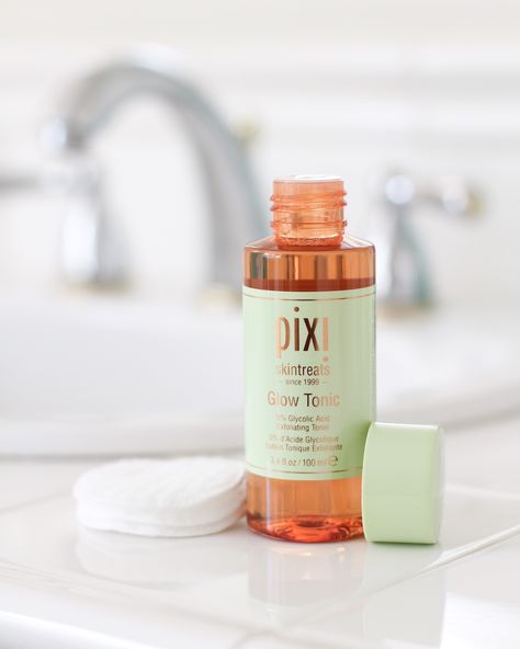 Pixi Glow Tonic Collection Review | My Styled Life | Orange County Blog Pixi Products, Pixi Glow Mist, Skincare Photos, Product Photo Shoot, Facial Pictures, Pixie Makeup, Makeup Shopping List, Lifestyle Product Photography, Pixi Glow Tonic