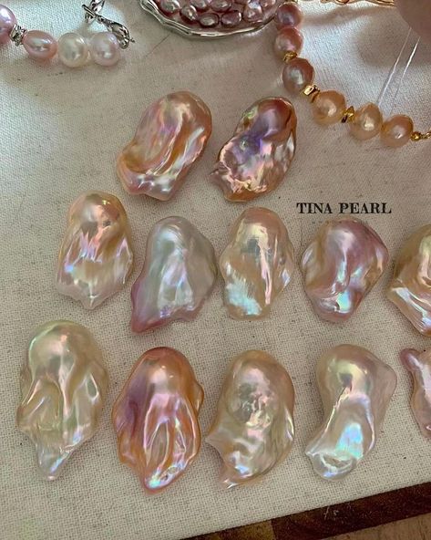 Tina Seven | The finest baroque pearls🤩🤩 #pearl #pearls #jewelry #jewellery #baby #babyshower #girl #girls #woman #women #miss #outfit #daily… | Instagram Pearl Aesthetic, Pearl Baroque, Pearls Jewelry, Baroque Pearls, Fashion Blogger, Instagram, Art