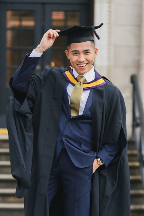 Preconvo Idea, Men Graduation Pictures Cap And Gown, Graduation Male Outfit, Graduation Outfits For Men, Graduation Outfit Ideas For Men, Convocation Photography Picture Ideas, Male Prom Picture Poses, Graduation Picture Poses Men, Graduation Pics Ideas For Guys