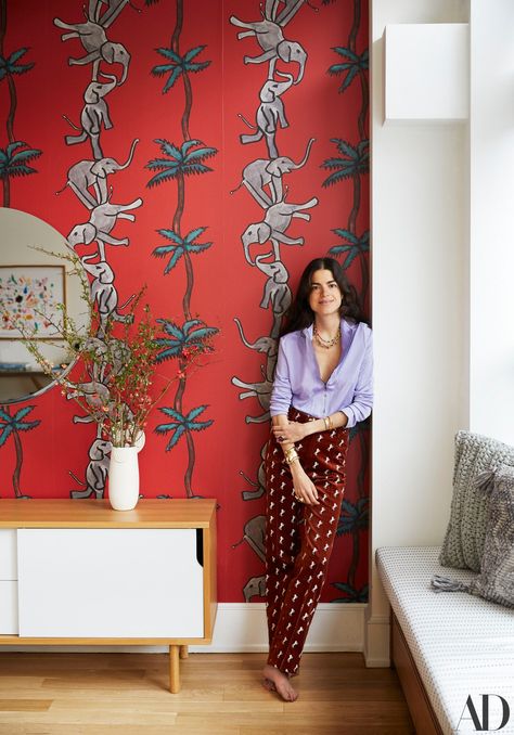 New Yorker Loft, Leandra Medine Style, Manhattan Loft, Nyc Loft, Leandra Medine, Grand Kids, Man Repeller, Red Wall, New York Apartment