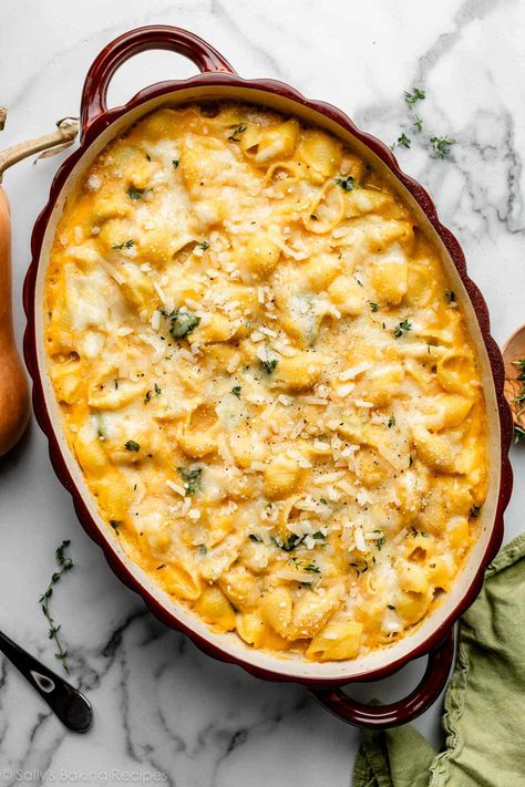 Creamy Butternut Squash Mac and Cheese - Sally's Baking Addiction Butternut Squash Mac And Cheese Vegan, Butternut Squash Mac N Cheese, Butternut Squash Mac Cheese, Butternut Squash Macaroni, Squash Mac And Cheese, Butternut Squash Mac, Shaped Pasta, Butternut Squash Sauce, Butternut Squash Mac And Cheese