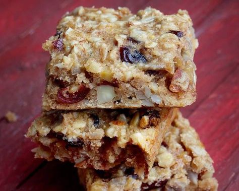 Ellies Real Good Food, Oat Bar Recipes, Ellie Krieger, Muffin Tin Recipes, Cereal Bars, Oat Bars, Oatmeal Bars, Unsweetened Applesauce, Breakfast Bars