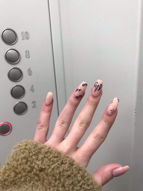 Doja Cat Nails Ideas, Doja Cat Nails, Color For Nails, Cat Nail, Cat Nails, Minimalist Nails, Doja Cat, Nails Ideas, Stylish Nails