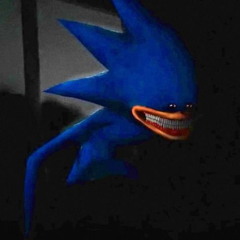 Exe Sonic, Original Sonic, Eiffel Tower Photography, Sonic Videos, Sonic Exe, Creepy Images, Paint Brush Art, Sonic Fan Art, Creepy Art