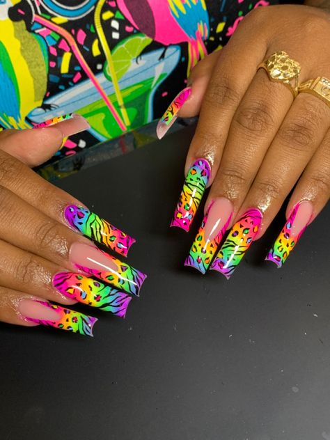 Rainbow Birthday Nails, Rainbow Animal Print Nails, Lisa Frank Nails Acrylic, 90s Nails Designs, Simple Rainbow Nails, Neon Animal Print Nails, 70s Inspired Nails, 90s Nail Designs, Lsd Nails