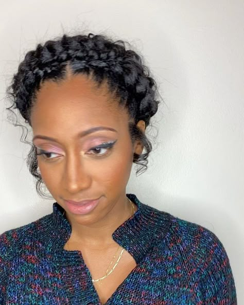 Crown Braid On Natural Hair, Braided Crown Black Women, Halo Natural Hairstyles, Black Women Halo Hairstyles, Braided Crown Natural Hair, Braided Up Do Hairstyles For Black Women, Goddess Crown Braid, Boho Halo Braid, Natural Hair Crown Braid