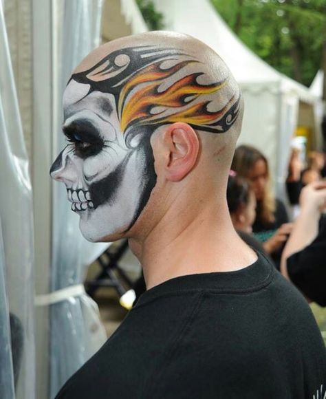 bald headed skull w/ tribal flames Mime Face, Haunt Makeup, Scary Clown Costume, Adult Face Painting, Halloweenský Makeup, Neon Glitter, Festival Face, Face Painting Easy, Going Bald