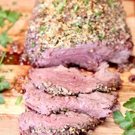 Parmesan Crusted Beef Tenderloin Crusted Beef Tenderloin, Home Cooked Dinner, Grilled Roast Beef, Parmesan Crusted Steak, Grilled Tenderloin, Best Roast Beef, Shrimp Stew, Roast Beef Dinner, Beef Tenderloin Recipes