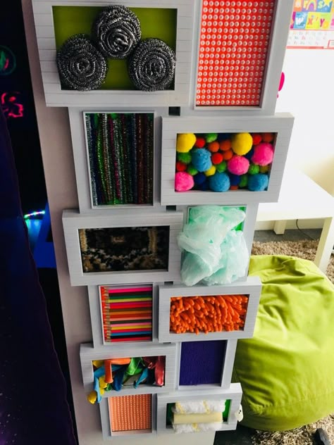 Sensory Kids Room, Sensory Bedroom, Sensory Classroom, Ideas Animal Crossing, Cozy Colors, Sensory Wall, Fall Nail Ideas, Sensory Crafts, Sensory Rooms