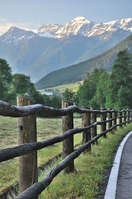 Country Fences, Rustic Fence, Old Fences, Farm Fence, Wooden Fence, Wood Fence, Garden Fence, Country Life, Farm Life