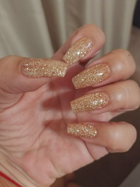 Golden Sparkle Nails, Gold Nail Extensions, Gold Simple Nails, Nails Gold And Silver, Fearless Nails, Gold Glitter Acrylic Nails, Golden Glitter Nails, Glitter Gold Nails, Gold Nails Prom