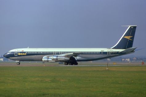 British Airline, Boeing 707, Fly Navy, Airplane Photography, Vintage Airline, Boeing Aircraft, Vintage Planes, Jet Age, British Aircraft