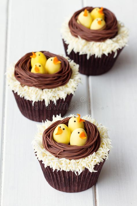 Cute Easter Desserts, Dessert Original, Easter Snacks, Easter Desserts Recipes, Easter Baking, Easter Cupcakes, Easter Dinner, Easter Dessert, Easter Cakes