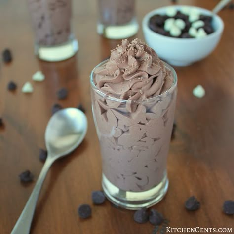 Easy 3-ingredient chocolate mousse | KitchenCents.com Easy Chocolate Mousse, Easy Dessert Recipes Quick, Chocolate Mousse Recipe, Oreo Dessert, Mousse Recipes, Easy A, Great Desserts, 3 Ingredient, Easy Chocolate