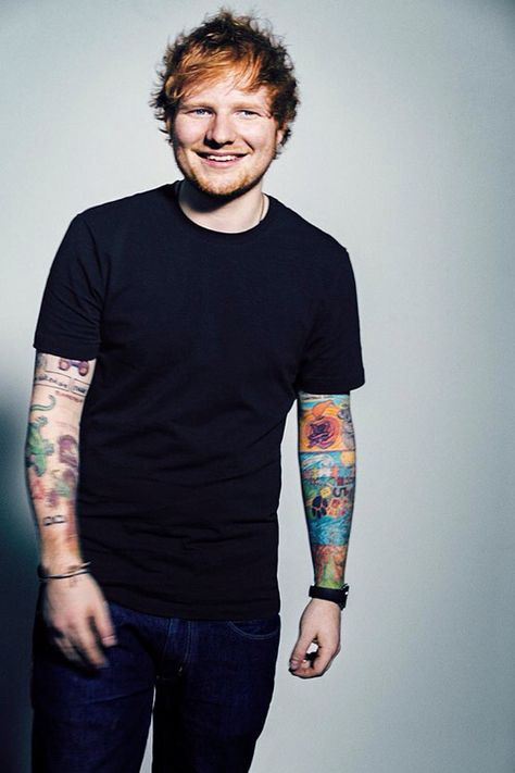 Ed Sheeran tattoos Ed Sheeran Tattoo, Cover Ups Tattoo, Tattoo Lyrics, Ed Sheeran Love, Teddy Photos, Lyric Tattoos, Contemporary Music, Famous Singers, Lorde