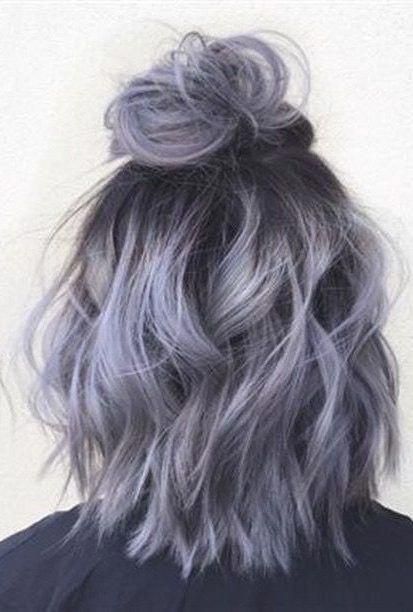 Ash Ombre, Silver Ombre Hair, Ombre Hair Color Ideas, Dark Ombre Hair, Grey Ombre Hair, Brunette Ombre, Dyed Hair Purple, Short Ombre, Short Ombre Hair