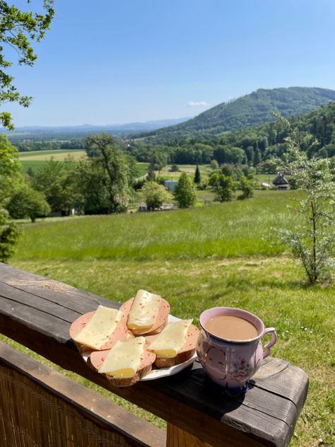 #summer #breakfast #village #morning Village Life Aesthetic, Village Morning, Village Aesthetic, American Village, Summer Breakfast, Summer Mood, Village Life, Summer Photos, Fall 2024