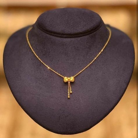 Wedding Necklaces For Bride Gold Simple, Baby Chains Gold, Pendal Set Design In Gold Simple, Simple Chain Designs Gold, Neck Chains Gold Simple, Chain Lockets Gold Simple, Small Chains Gold, Gold Neck Chain, Fashion Jewelry Necklaces Gold