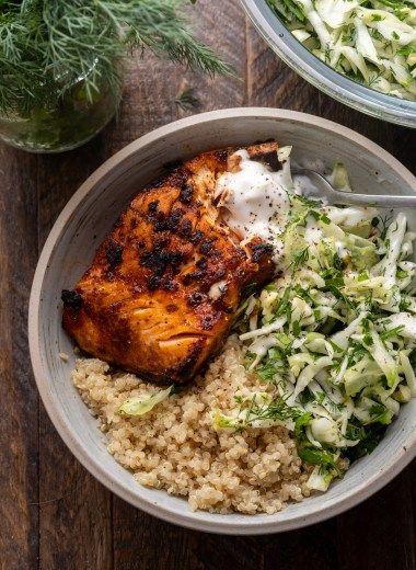 Wandering Chickpea Healthy Easy Bowl Recipes, Mediterranean Salmon Quinoa Bowl, Salmon And Beans, Salmon And Chickpeas, Salmon Healthy Meals, High Protein Salmon Bowl, Bbq Salmon Bowl, Wandering Chickpea, Salmon Quinoa Bowl