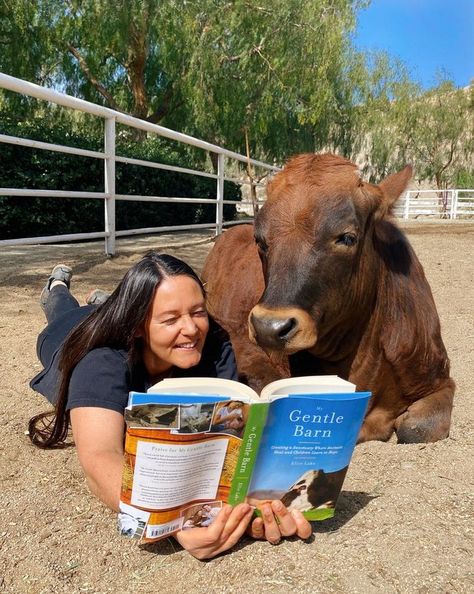 The Literacy Program, on the other hand, helps students gain confidence and build their reading skills. Children “read to the animals who won’t judge or embarrass them, and while they are improving scholastically, they are also improving their self-esteem. As they read, they are helping animals feel better at the same time,” says Eklund. Barn Foundation, Animal Rehabilitation, Animal Rescue Ideas, Helping Animals, Barn Animals, The Barnyard, Literacy Programs, Homeless Dogs, Animal Sanctuary