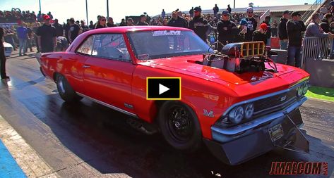 Watching this Blower Chevrolet Chevelle hooking and booking makes me think of how drastically drag racing has changed in the last 10-15 years. See the video! Street Drag Racing, Pro Touring Chevelle, Chevelle For Sale, Pro Street Chevelle, Drag Race Cars, Drag Racing Videos, Redcat Racing, 72 Chevelle, Chevy Muscle Cars