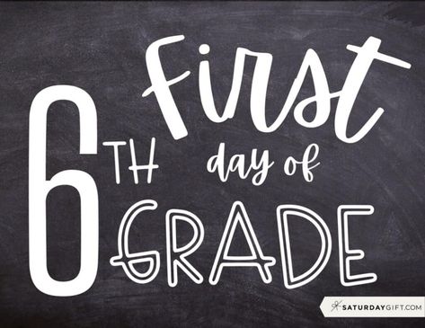 First Day of School Sign Printable - Cute & Free Printable Designs School Signs Design, First Day Printable, First Day Of 7th Grade, First Day School Sign, Printable Signs Free, First Day Of School Chalkboard, Last Day Of School Sign, Tenth Grade, First Day Of School Sign