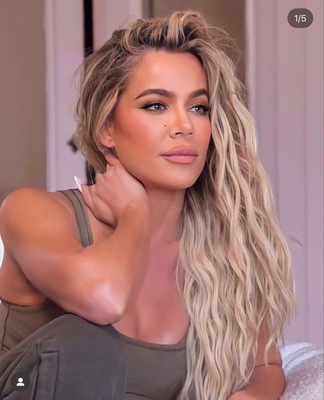 Khloe Kardashian Blonde Hair, Khloe Kardashian Braids, Khloe Kardashian Makeup, Kardashian Hair Color, Khloe Hair, Kardashian Braids, Hot Mess Hair, Khloe Kardashian Hair, Kardashian Hair