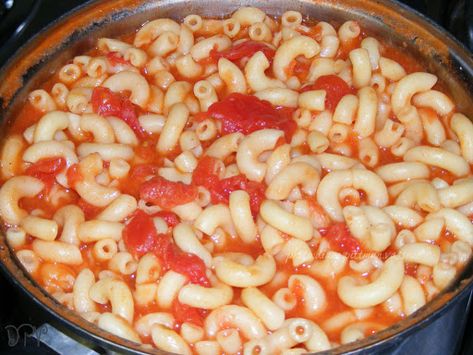 Macaroni Tomatoes, Macaroni And Tomatoes, Macaroni Soup, Tomato Dishes, Zucchini Puffer, Side Items, Macaroni Recipes, Tomatoes Recipe, Comfort Food Southern