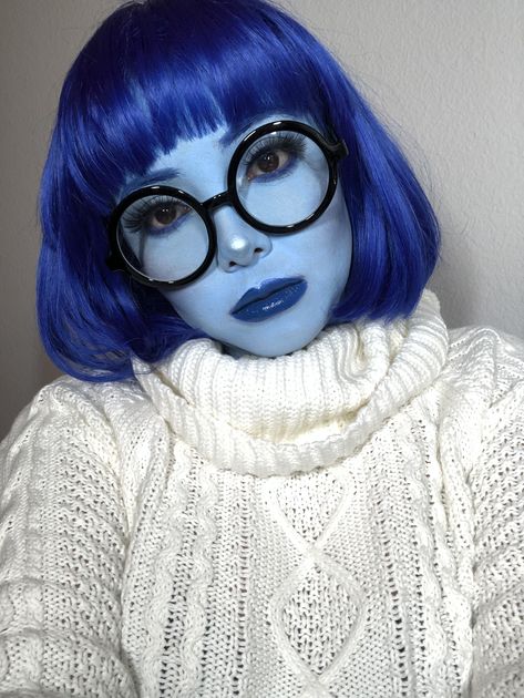 Costume Glasses, Costume With Glasses Women, Cute Disney Halloween Costumes For Women, Colored Hair Halloween Costumes, Costume With Blue Hair, Plus Costumes For Women, Diy Pixar Costumes, Blue Hair Cosplay Ideas, Halloween Costumes With Glasses Woman