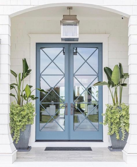 Karen🌸 on Instagram: “As I am contemplating a move to Florida, these doors caught my ever roaming eye for great design! These doors are relevant and perfect for…” Kitchen Feature, Coastal Exterior, Front Door Entrance, Front Door Colors, Florida House, Door Color, Modern Coastal, Exterior House Colors, Door Ideas