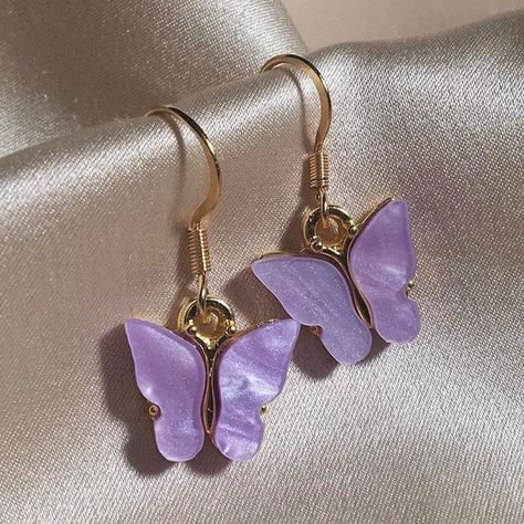 Butterfly Earrings in Purple Botanical Themed Earrings Butterfly Lover Purple Gift for Her - Etsy Cute Accessories Earrings, Bracelet Making Tutorial, Purple Gifts, Purple Accessories, Earrings Butterfly, Purple Gift, Magical Jewelry, Purple Earrings, Fancy Jewelry