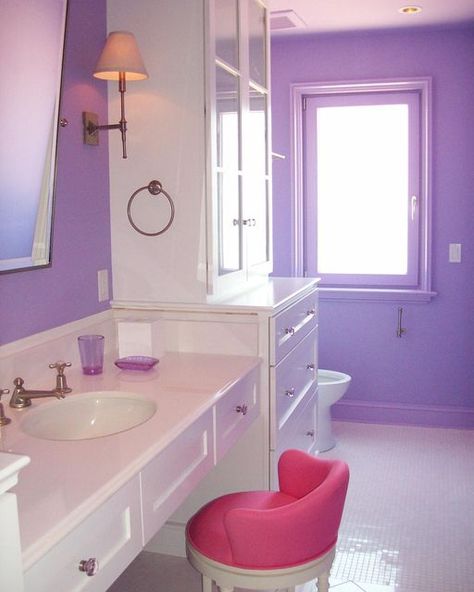 Pink And Purple Bathroom, Girl Bathroom Ideas, Rainbow Bathroom, Purple Bathroom, Girl Bathroom, Pink Rooms, Instagram Bathroom, Girl Bathrooms, Purple Bathrooms